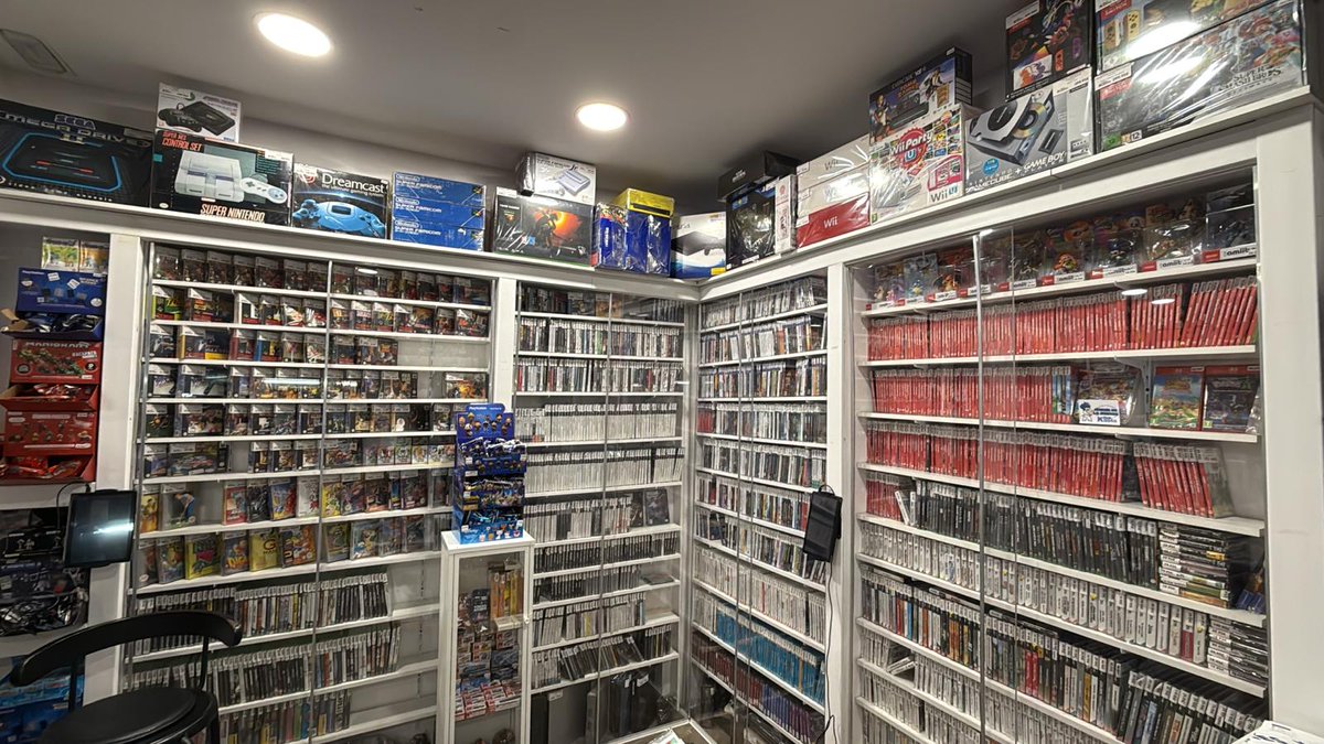 RetroBarcelona tweet media