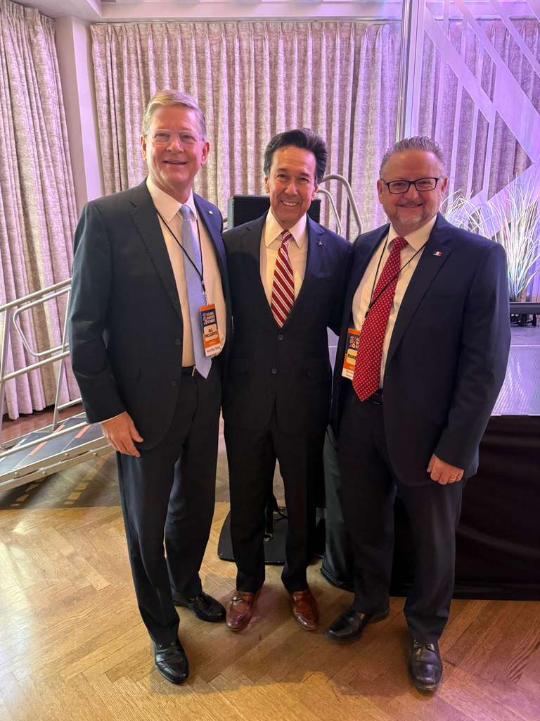 Consulado General de México en El Paso tweet media