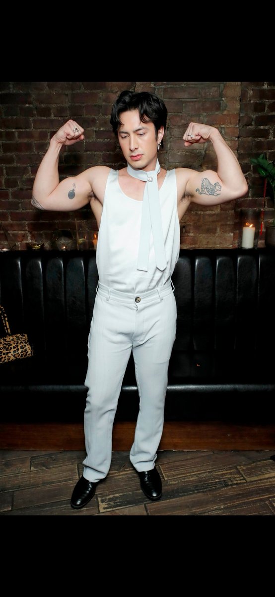 Who_amI #SaveOFMD tweet media