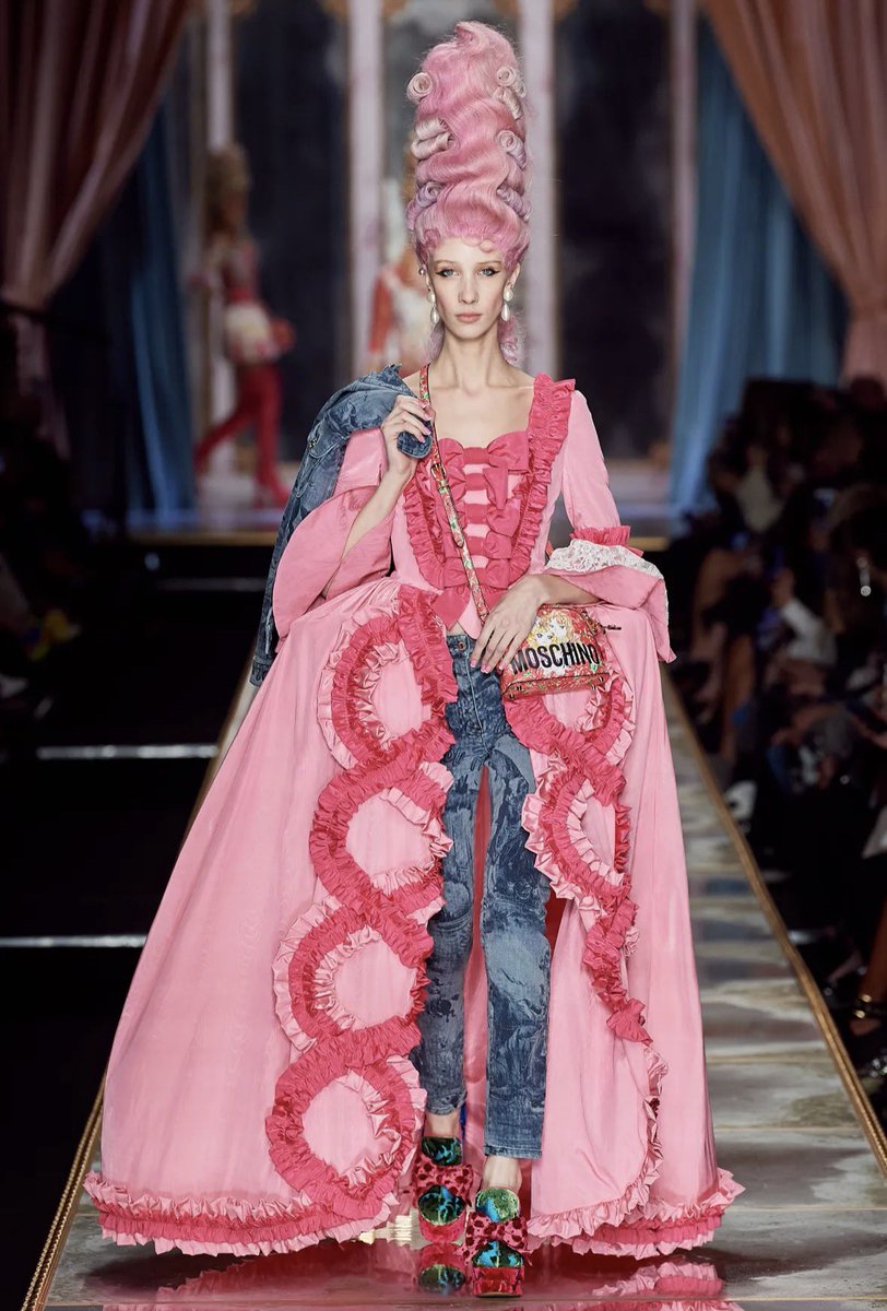 𝕂𝔸𝕆ℝ𝕌 tweet media