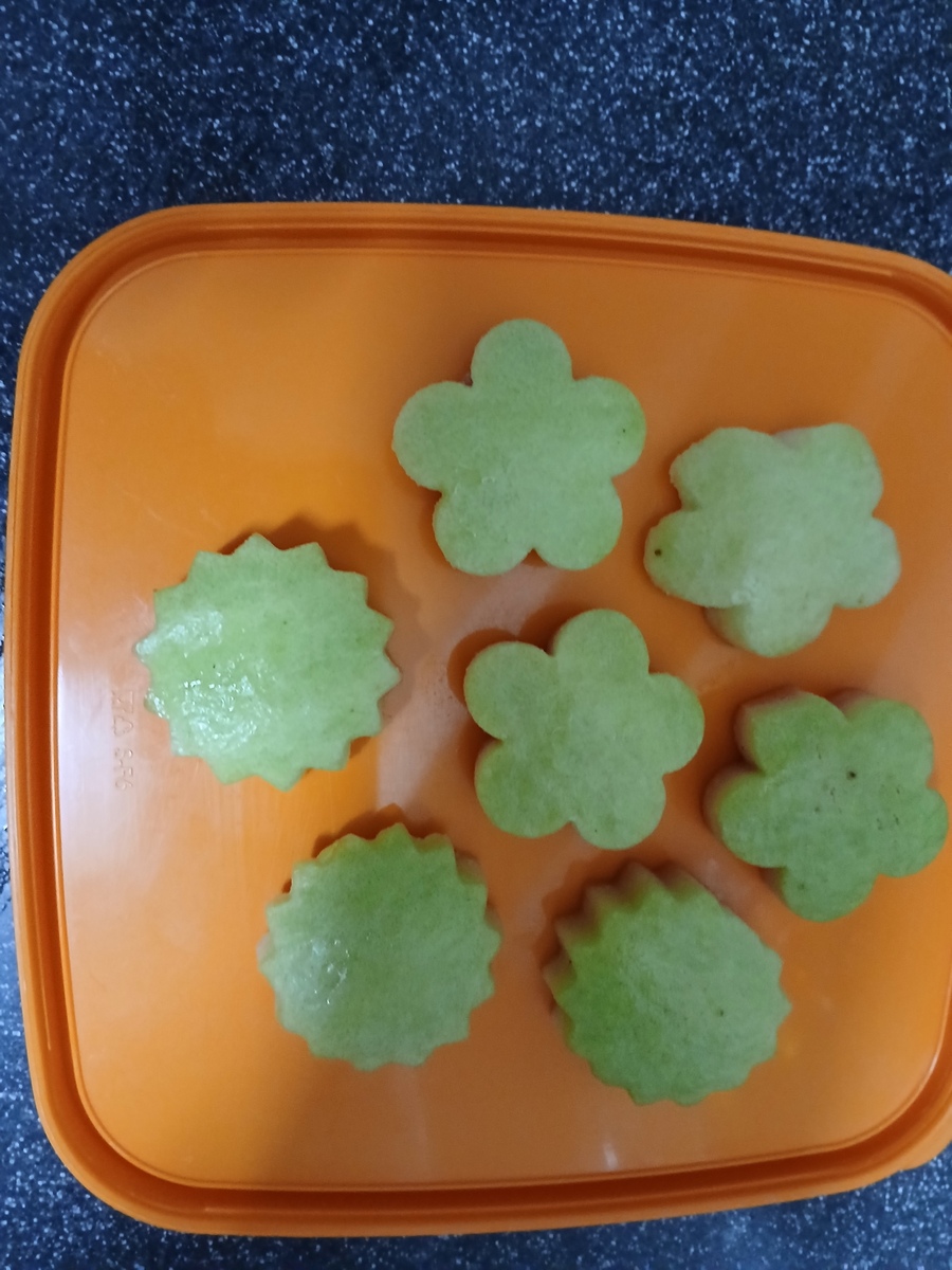 Sheneen bonselaar tweet media