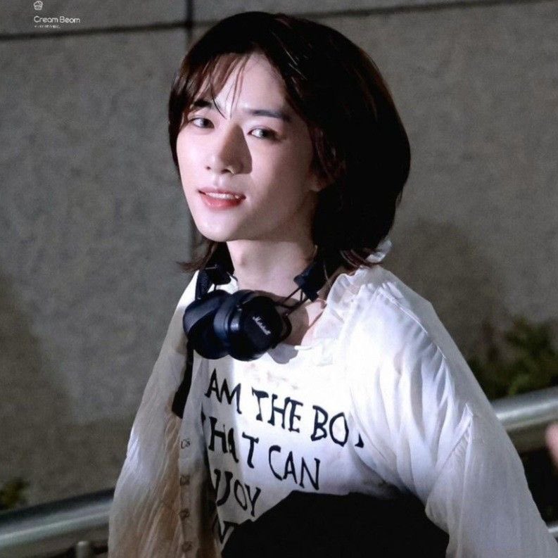 7th year; vio 𖣂 tweet media