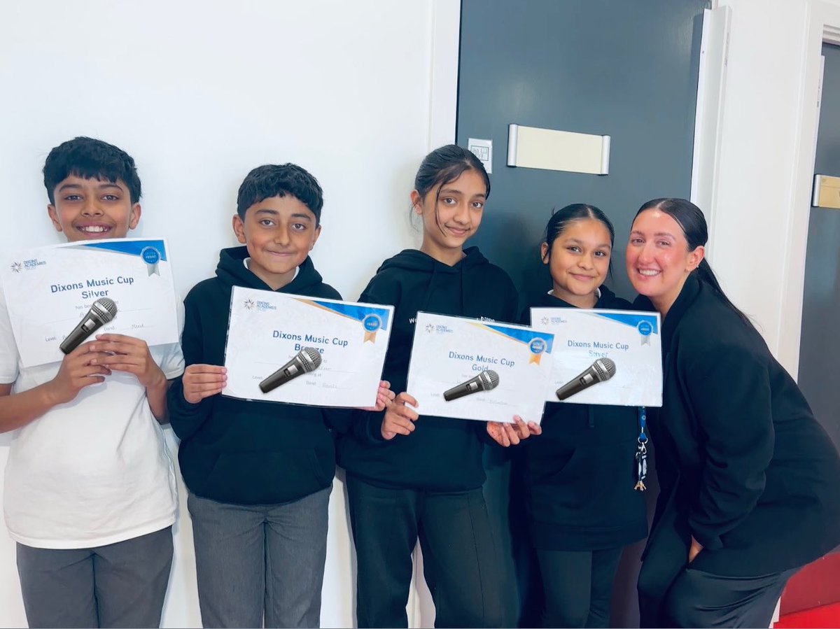 Mrs Harrison tweet media