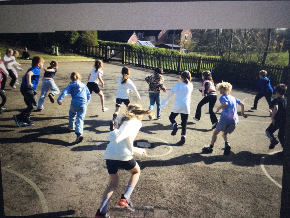 WhitegateElder tweet media