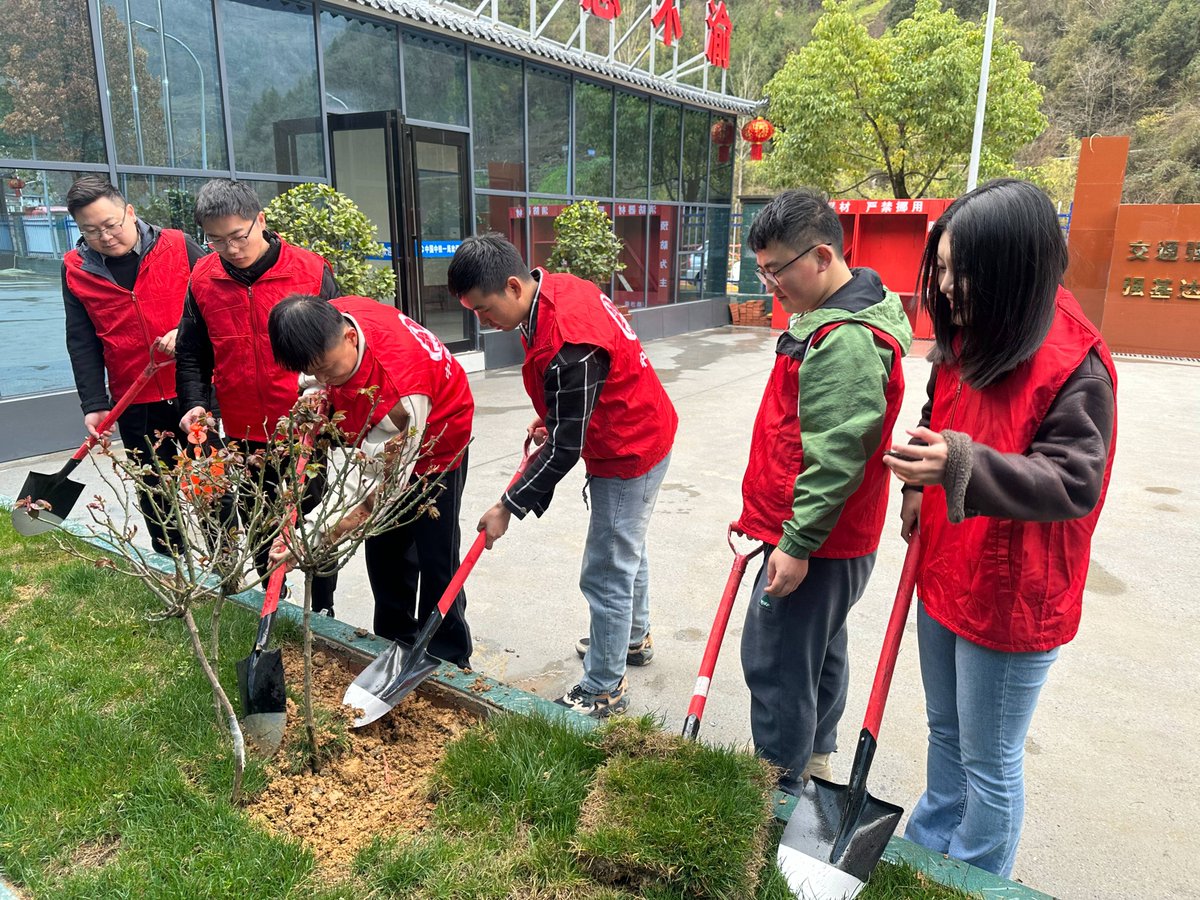 Eva Alicia González tweet media