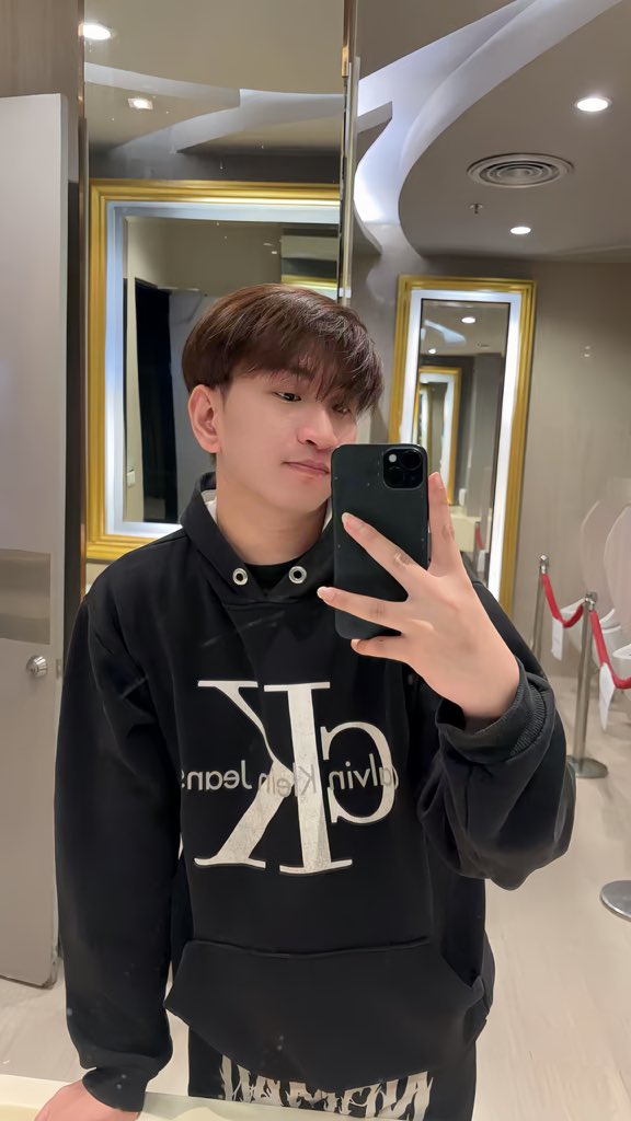 ig himmerr.14 tweet media