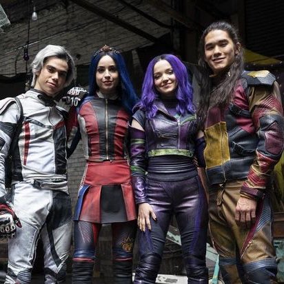 arte🧁 hazel hook's pr manager tweet media