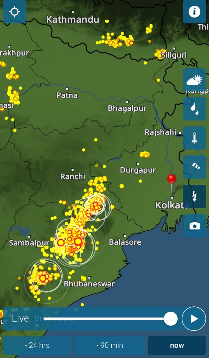 #WestBengal
#durgapur #kolkata #kharagpur 
Possibility of thundershowers shortly..
10:40 pm - 12:15 am
And if possible then 
Early morning to morning hours 
One another spells
3:45 am - 9:15 am
<a href="/AmitDasBata/">Amit Das</a>