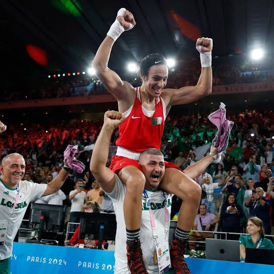 Agent not a 🧦 💚🤍💜 tweet media