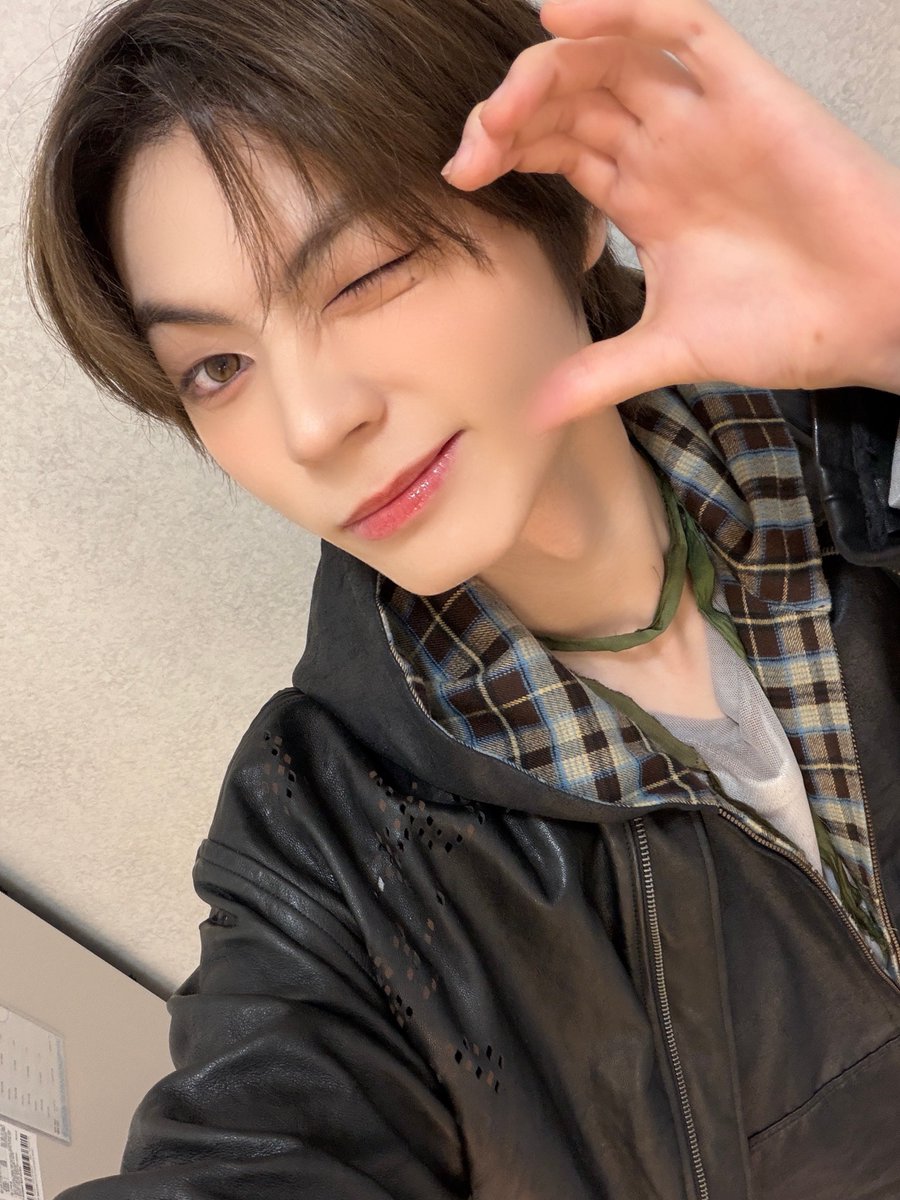 POW BASE tweet media