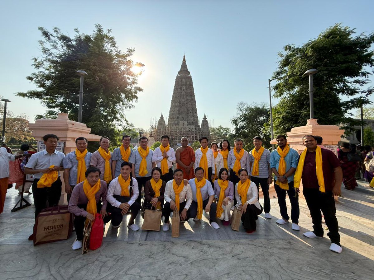 India in Vietnam tweet media