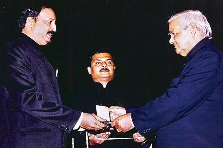 रुद्राक्ष📿 (Rudy) tweet media