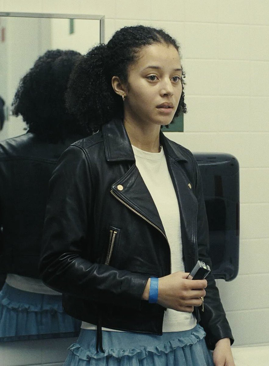 Brian Rowe tweet media