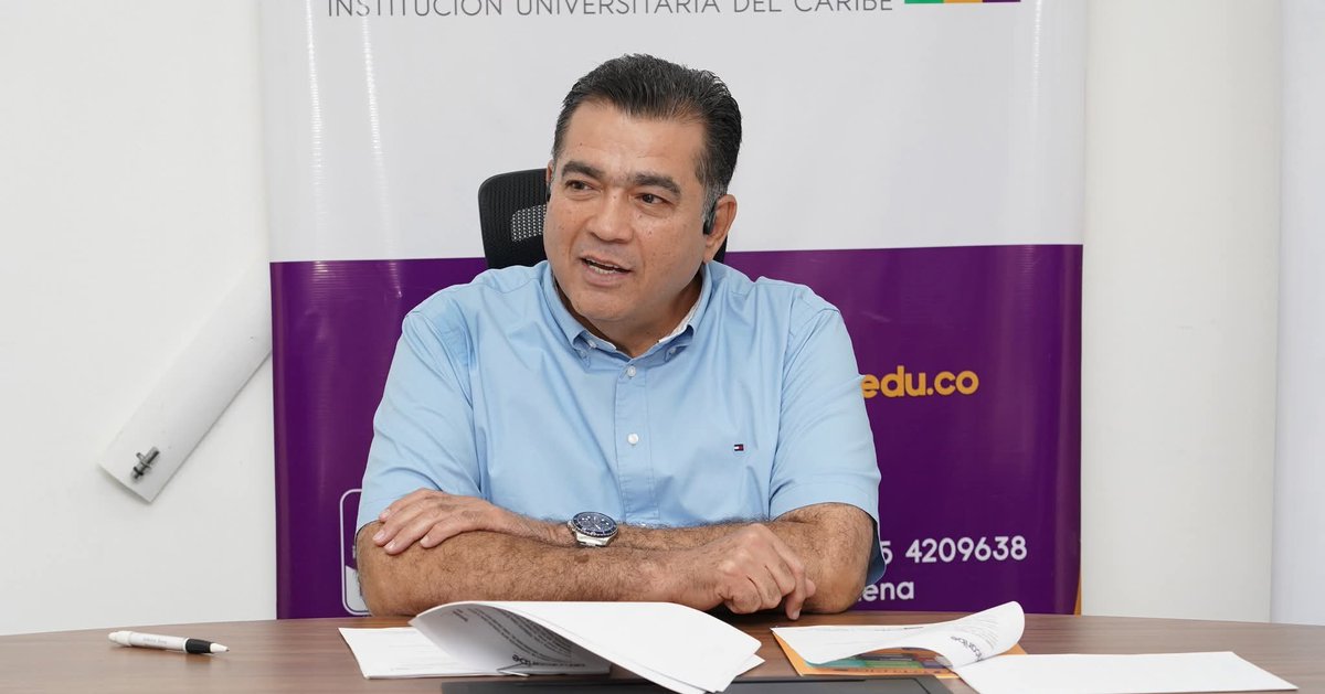 UniCaribe_'s tweet photo. 🟪🟨🟩📢 Rector de Unicaribe, Leonardo Pérez Suescún, nuevo vicepresidente de la RedTTU.

La Institución Universitaria del Caribe (Unicaribe) alcanza un nuevo hito en cuanto a visibilidad y posicionamiento nacional. Su rector, @LeonardoPerSu, fue elegido vicepresidente del Consejo Directivo de la @RedttuCol para el periodo 2026-2028, durante la primera Asamblea General de Rectoras y Rectores de la vigencia 2026, celebrada en la @IUDIGITAL de Antioquia.

La elección se produjo tras una jornada de balance y análisis de gestión de la Red. Pérez Suescún acompañará en la mesa directiva a Oscar Porras, rector del Instituto Universitario de la Paz (@UNIPAZnoticias), quien asumió la presidencia. Además de su rol en la vicepresidencia nacional, el rector de Unicaribe continuará liderando las banderas de la región como representante del Capítulo Caribe, junto a Arsescio Castro, rector de @UniBarranquilla.

La llegada de Leonardo Pérez Suescún a la vicepresidencia no es un hecho aislado, sino el reconocimiento a una trayectoria de incidencia en las políticas públicas de educación superior. Dentro de la misma Red de Instituciones Técnicas, Tecnológicas y Universitarias, (RedTTU), ya había integrado el Consejo Directivo y ejercido la presidencia del Capítulo Caribe, desde donde lideró la articulación de las Instituciones TTU de la Región.

Con esta designación, Unicaribe no solo asegura una voz en la toma de decisiones más importante del sector, sino que garantiza que las necesidades del Caribe colombiano sigan siendo prioridad en la hoja de ruta de la Educación Superior nacional, generando siempre “Más Oportunidades para la Gente”

#UnicaribeEsEducaciónSuperior
#MásOportunidadesParaLaGente