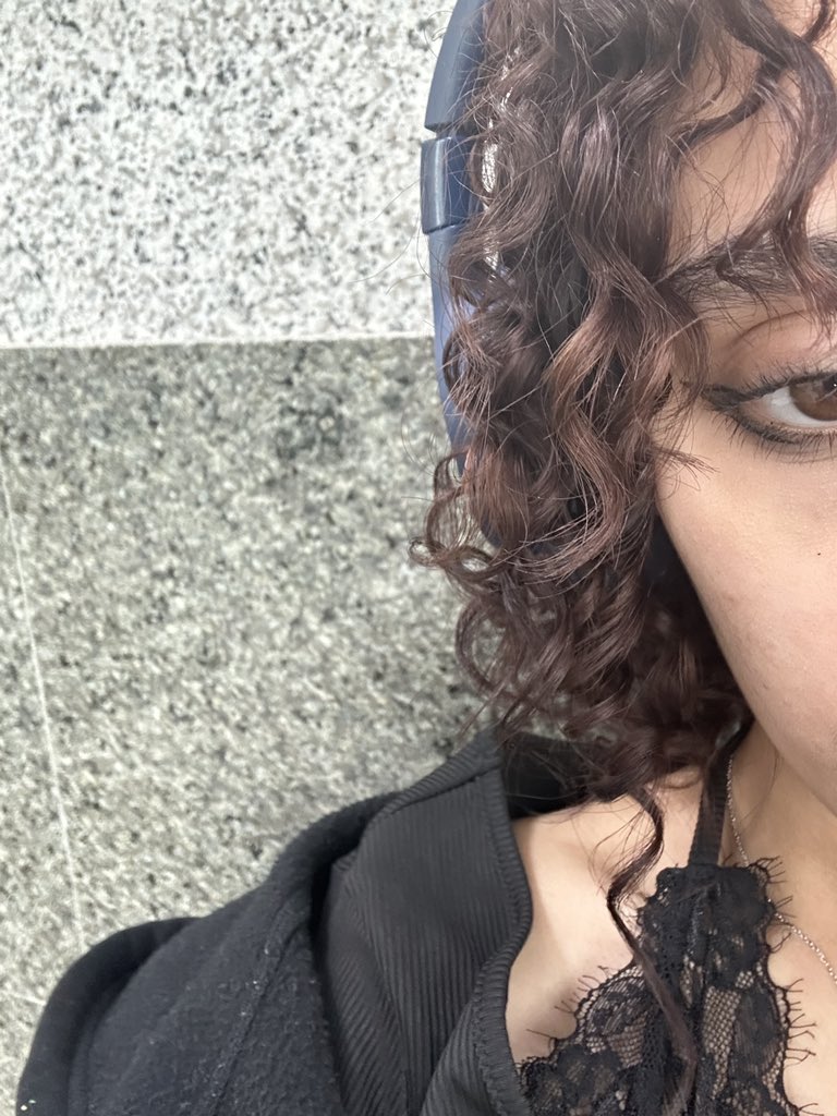 sky or me ✦ tweet media