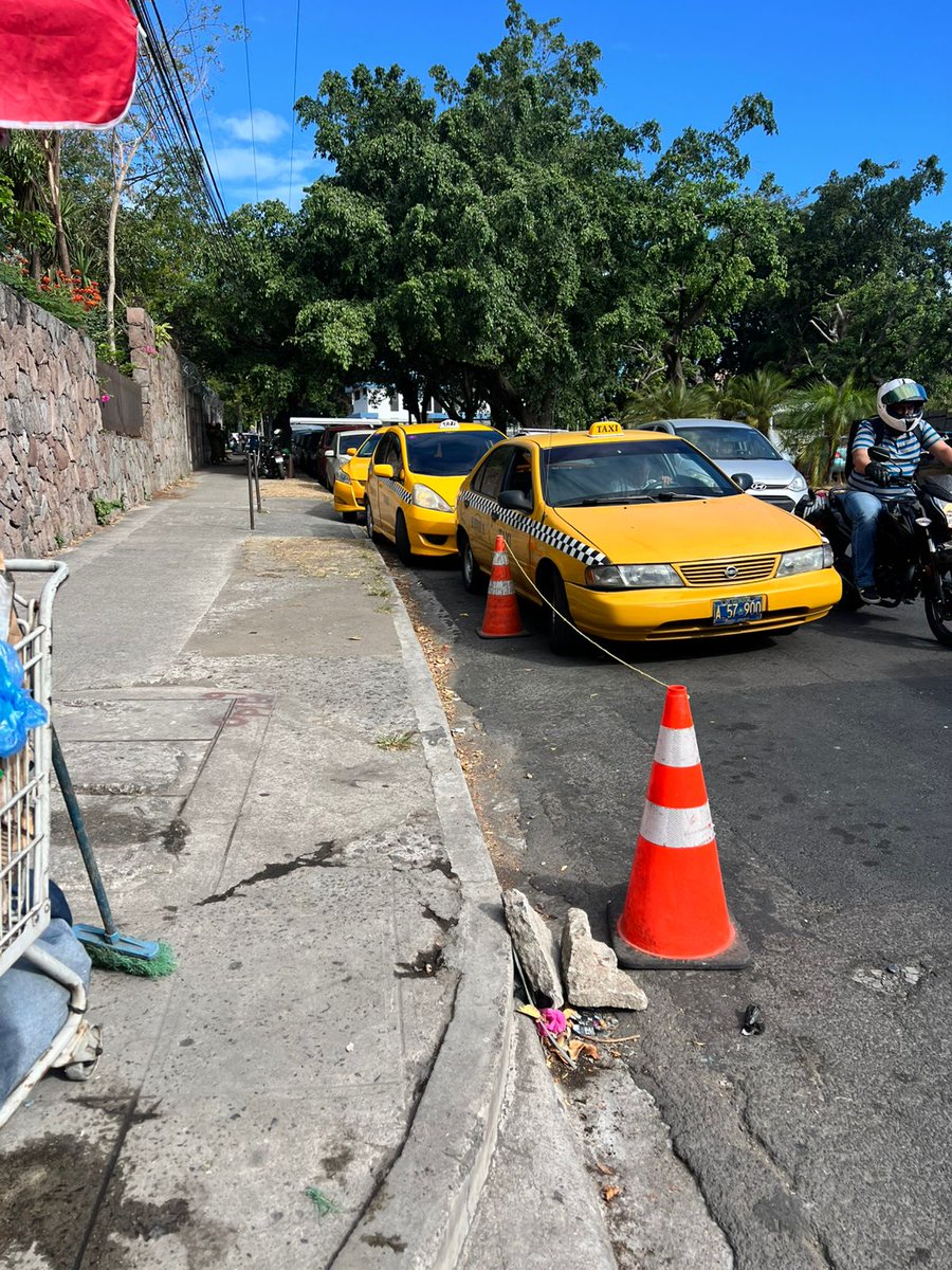 MAXIMO GLADIADOR SV tweet media