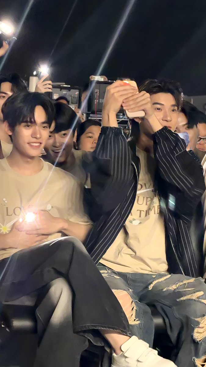 LostinRose tweet media