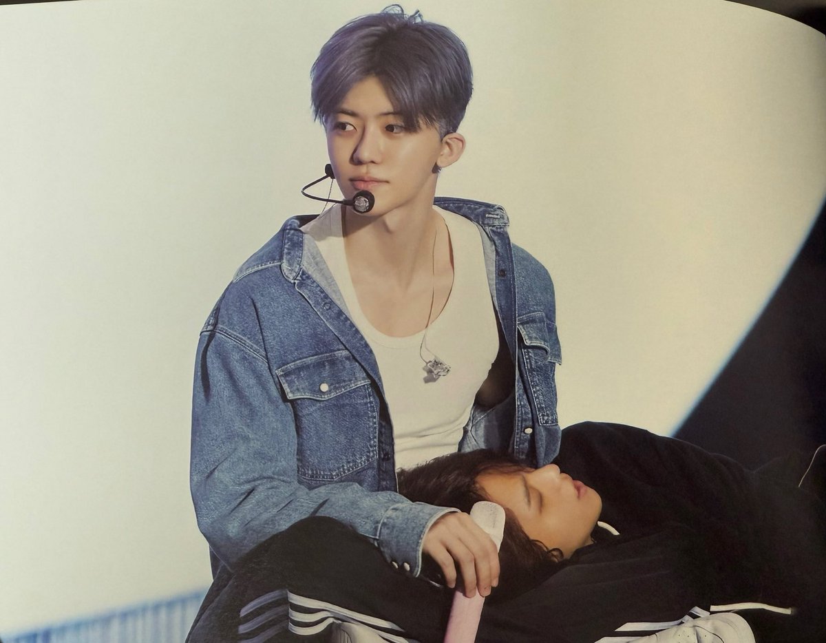 vera 🍯 tweet media