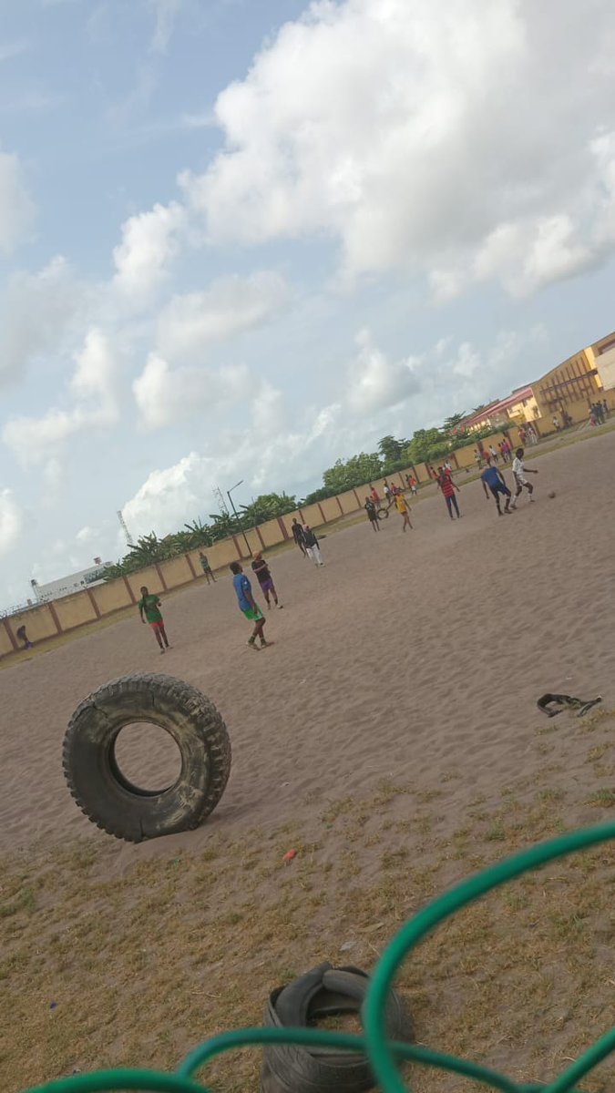 HALLADEY🌐 tweet media