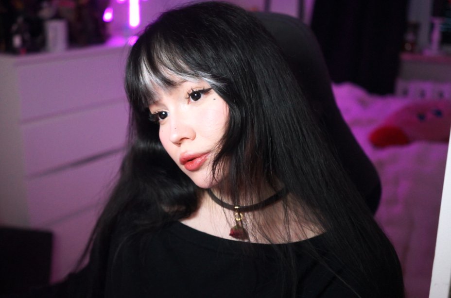 Shini🥺🔪 tweet media