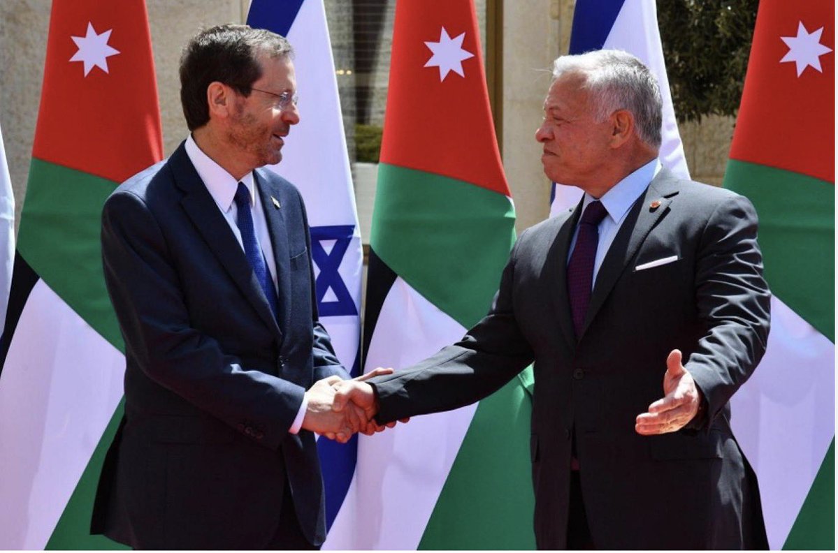 NNA (Nadia)🇩🇿 tweet media