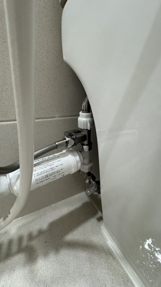 생각이읍습니다 tweet media