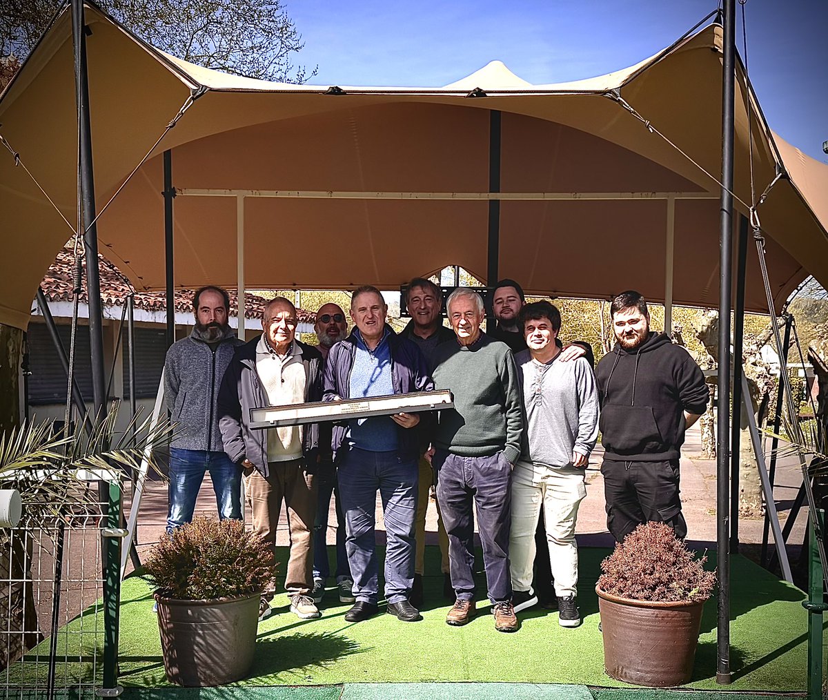 Hipódromo de San Sebastián - Donostiako Hipodromoa tweet media