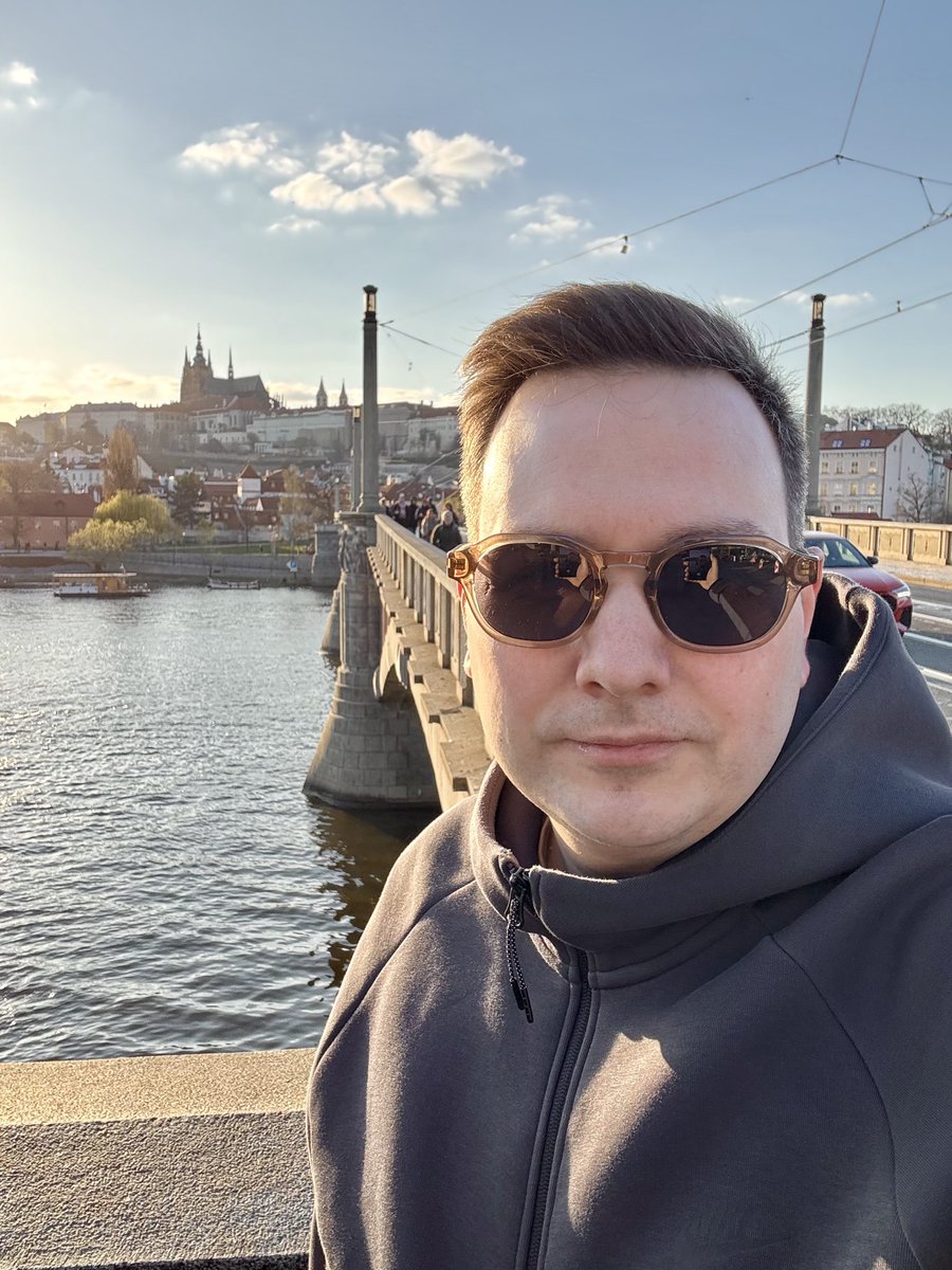 Jan Lipavský tweet media