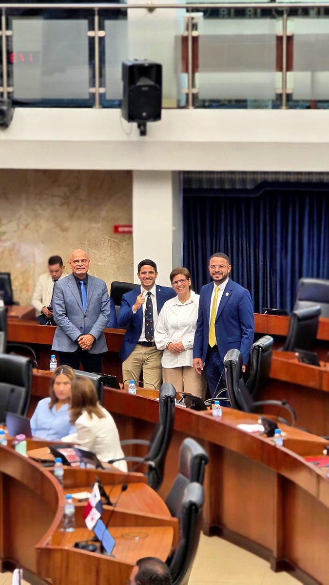 ERNESTO CEDEÑO A. tweet media