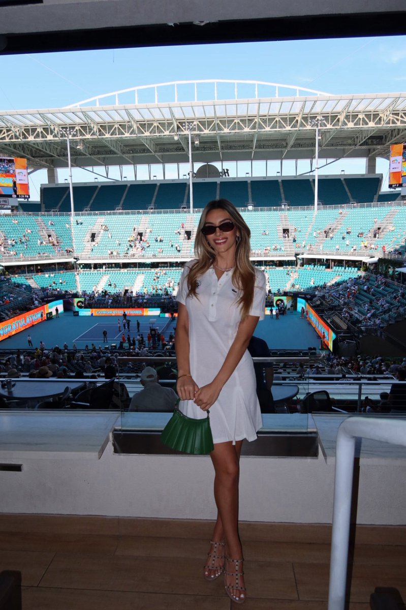 Emily Austin tweet media