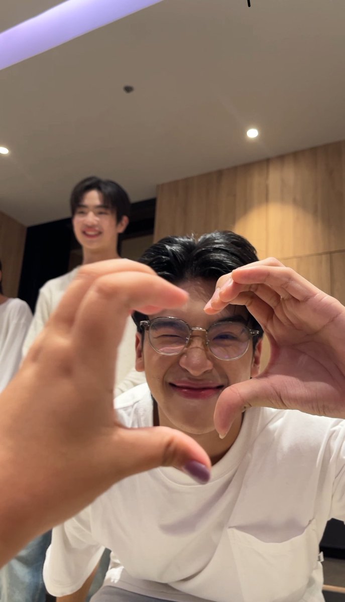 เจิ้นจะเลิกติ่งแล้ว ₍ᐢ. .ᐢ₎ ₊˚⊹♡ tweet media