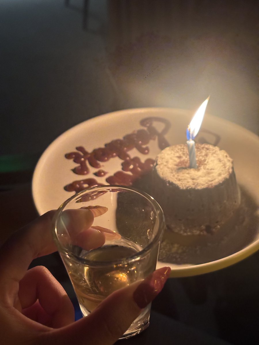 Makeup Brush for Rent tweet media