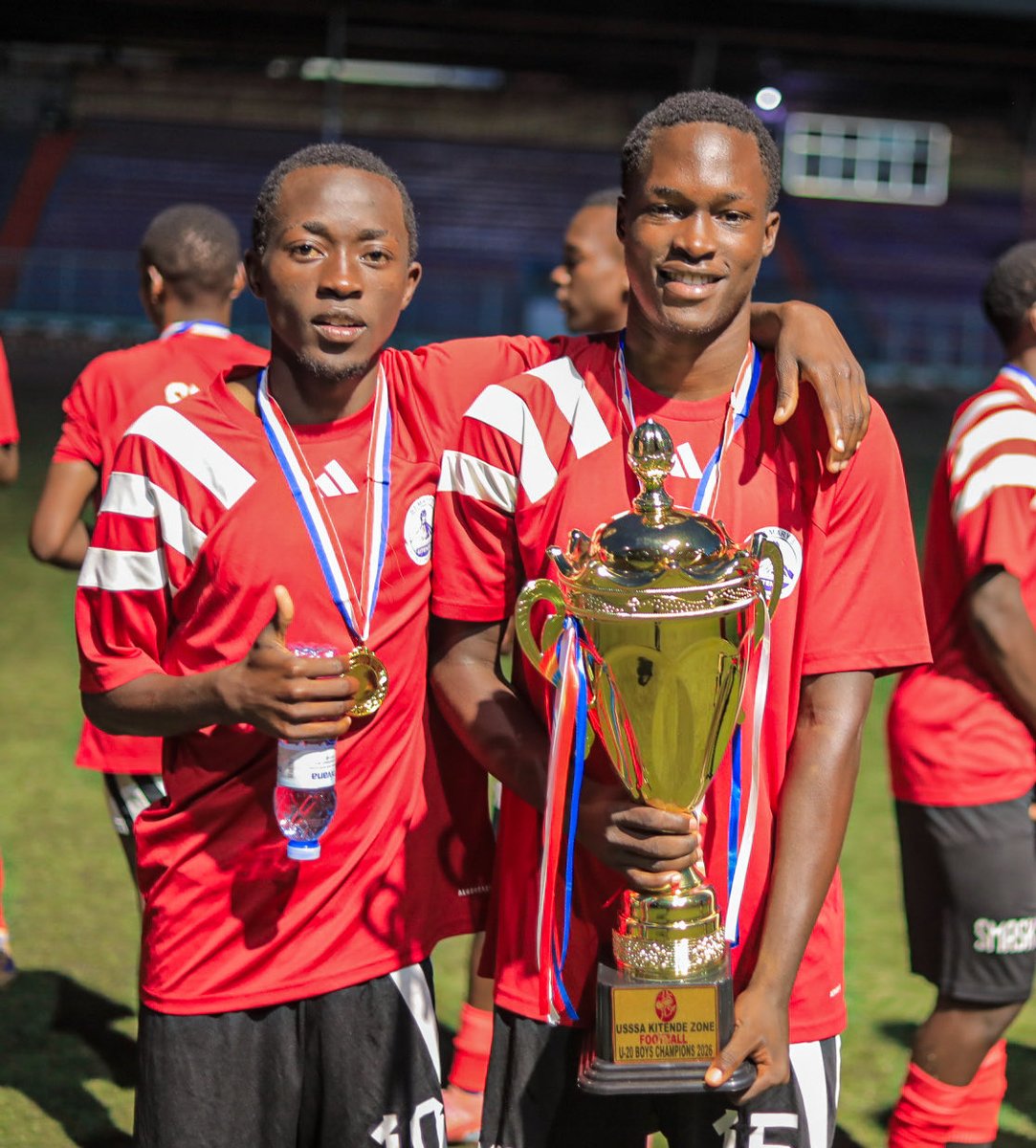 StMarysKitende tweet media