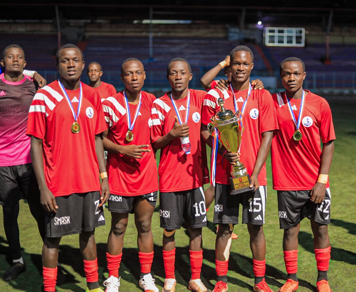 StMarysKitende tweet media