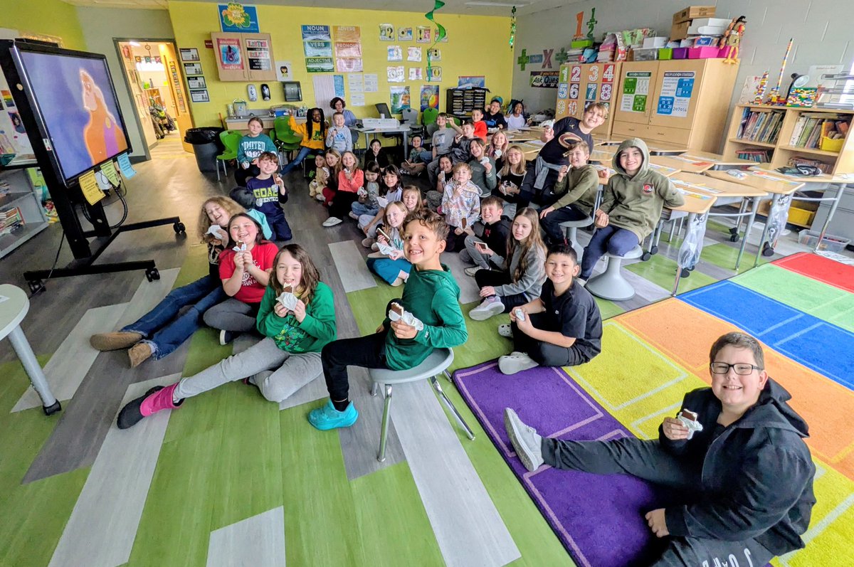 Megan Kalchert tweet media