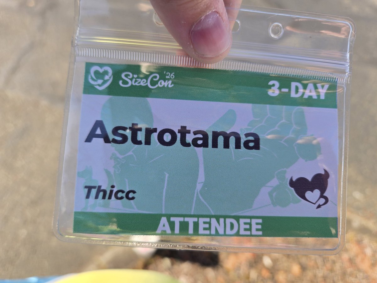 ΛƧƬЯӨƬΛMΛ (See you at Sizecon!) tweet media