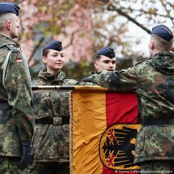 News Day Mundo tweet media