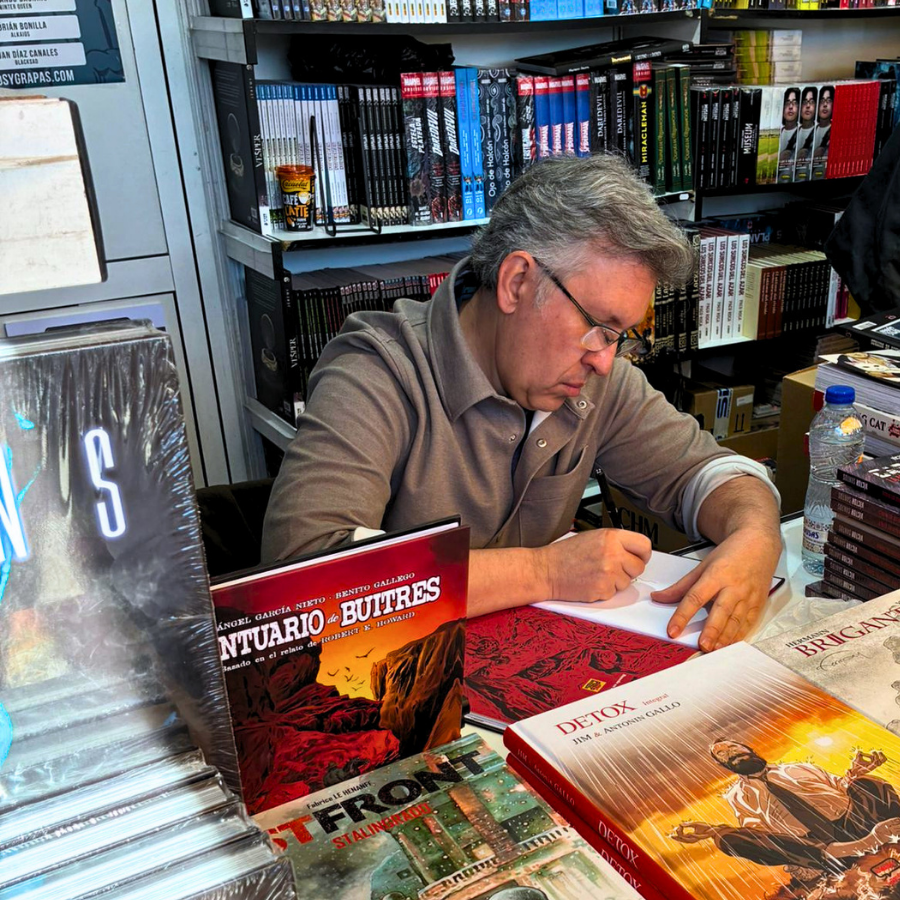 Tomos y Grapas Cómics tweet media