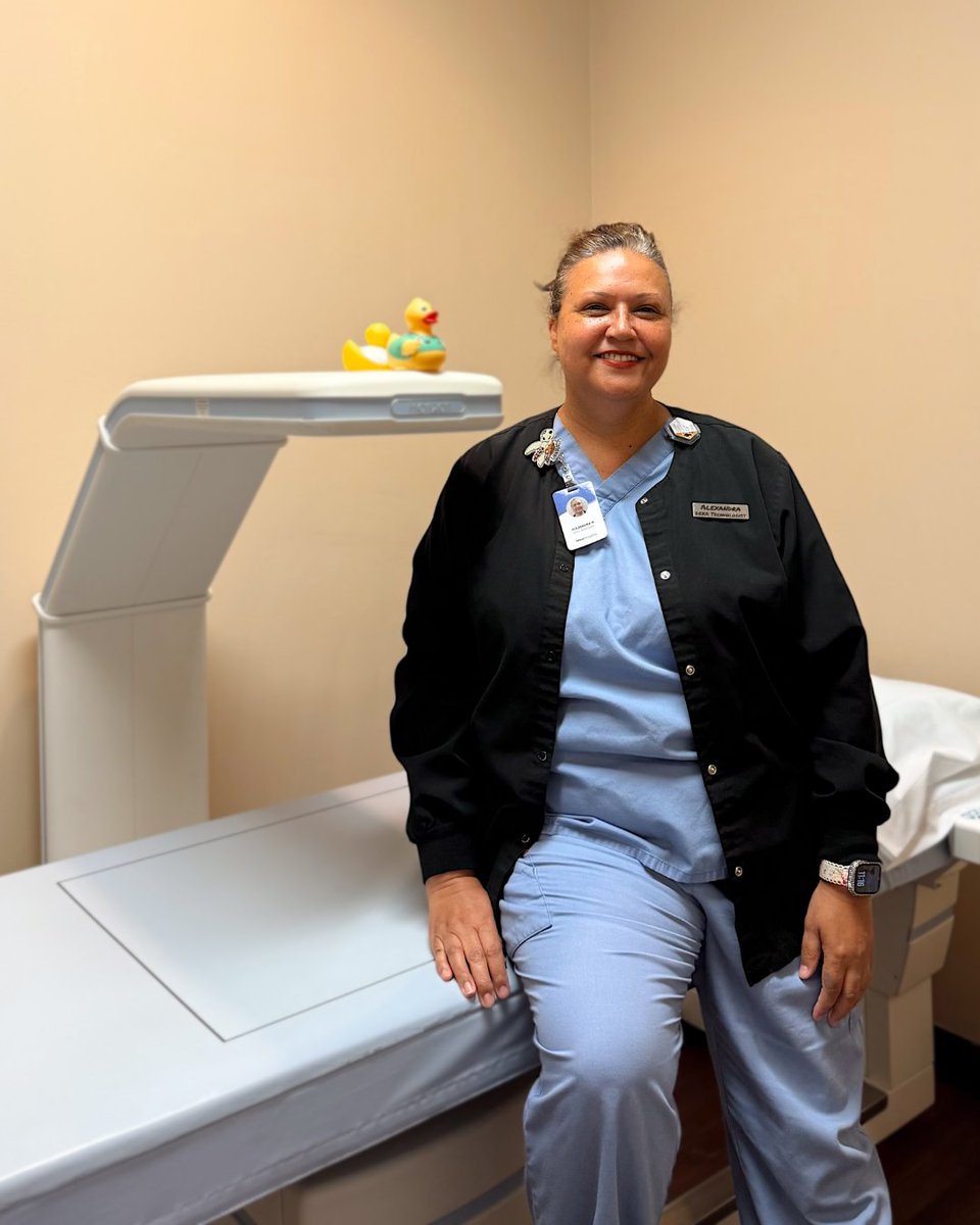 WaveImaging's tweet photo. DEXA Scan = Bone Density Testing  💜🦴

A DEXA scan measures bone mineral density to help detect osteoporosis and assess fracture risk before problems occur. Early detection allows you and your provider to take proactive steps to protect your long-term health. https://t.co/4itC9N5uDI