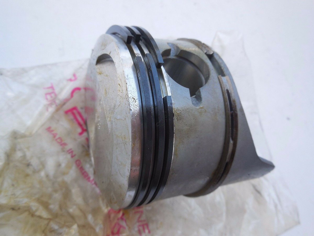 lnengineeringco's tweet photo. Things have come a long way. This four ring Porsche piston gave way to modern pistons with thinner and stronger rings that are better able to conform to cylinder geometries. This reduces friction and increases fuel economy, not to mention, makes more power. https://t.co/ICtWmv3ovg