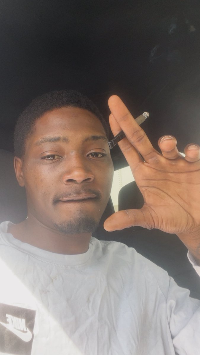 DatsQwon's tweet photo. Happy Friday Twitter 🫶🏾 #HappyFriday #AtlantaGa #OneofNone #Him #Handsome https://t.co/E0l9qvrcoz
