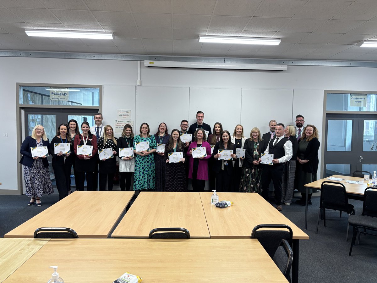 Congratulations to all who completed the Senior Leadership Course (TASL)! Here’s looking to the future. 🌟🌟🌟<a href="/EdISGlasgow/">EdIS Glasgow</a> <a href="/EducationScot/">Education Scotland</a>