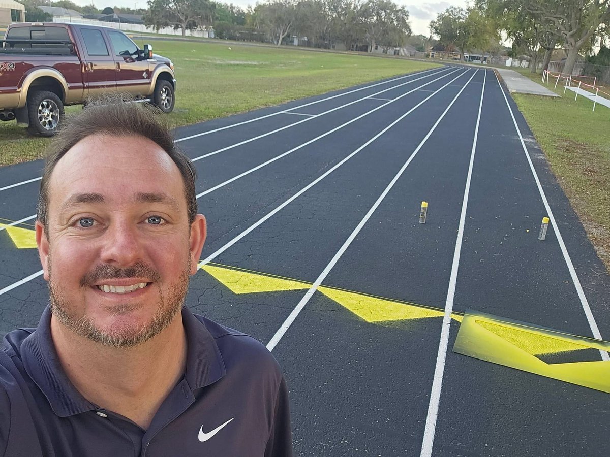 Style Magazine tweet media