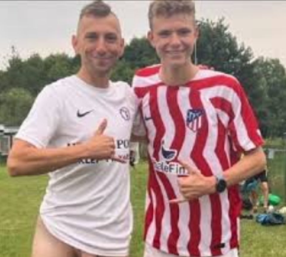 Kekiro543 tweet media