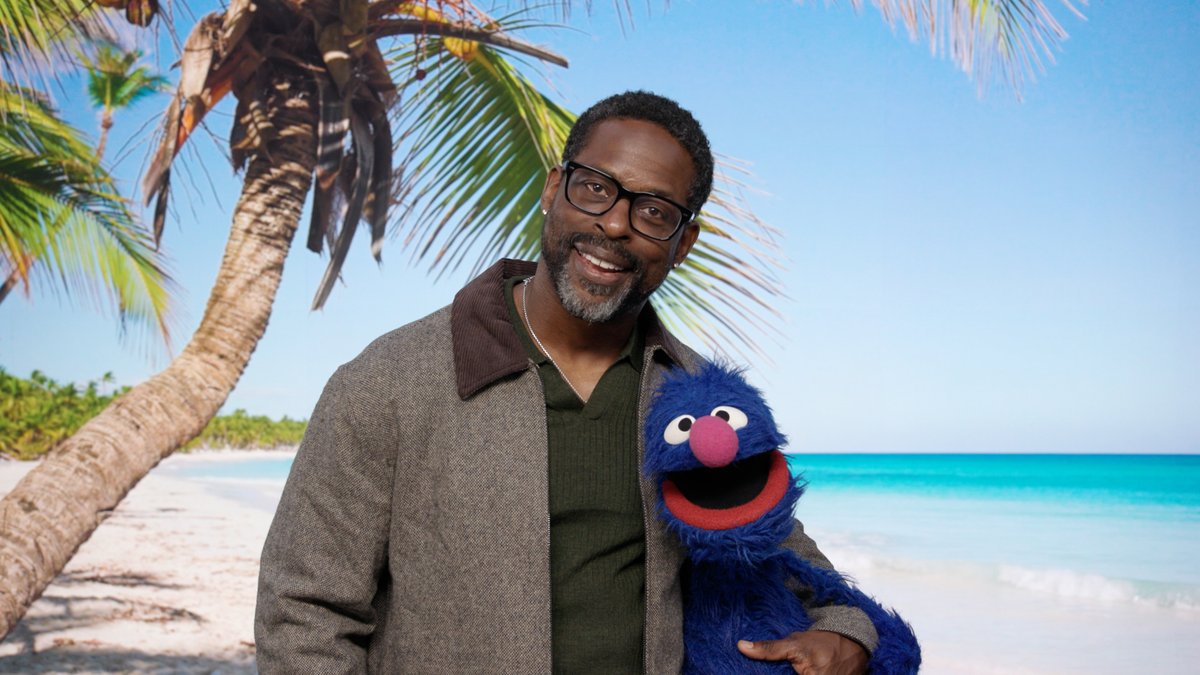 Grover tweet media