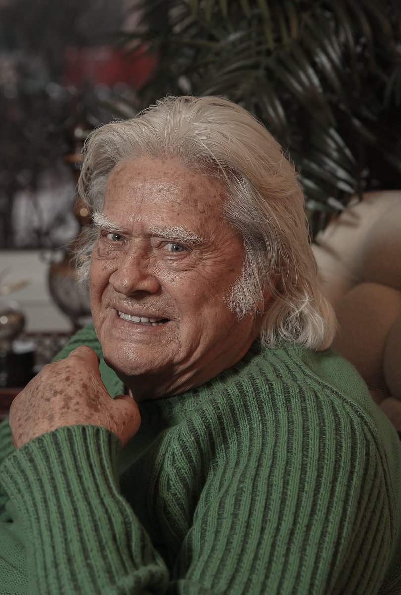 Cüneyt Arkın tweet media