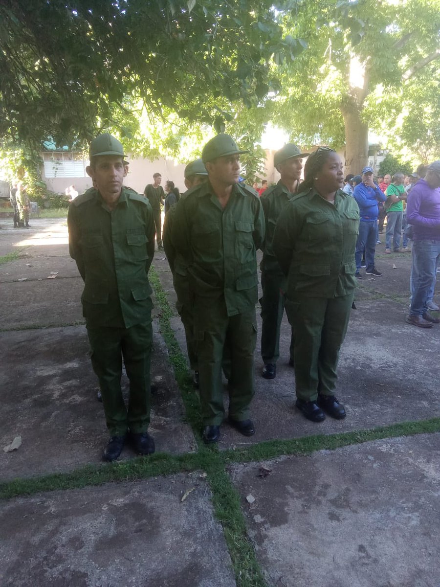 En el marco del 65 Aniversario de la Creación del Ejército Central, el 64 de la UJC y Día del Bastión Estudiantil Universitario se cumplen en nuestras sedes universitarias actividades  prácticas   y firma de los convenios  con la asociación  de convatientes.