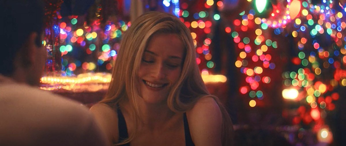 maria 𝜗𝜚 tweet media