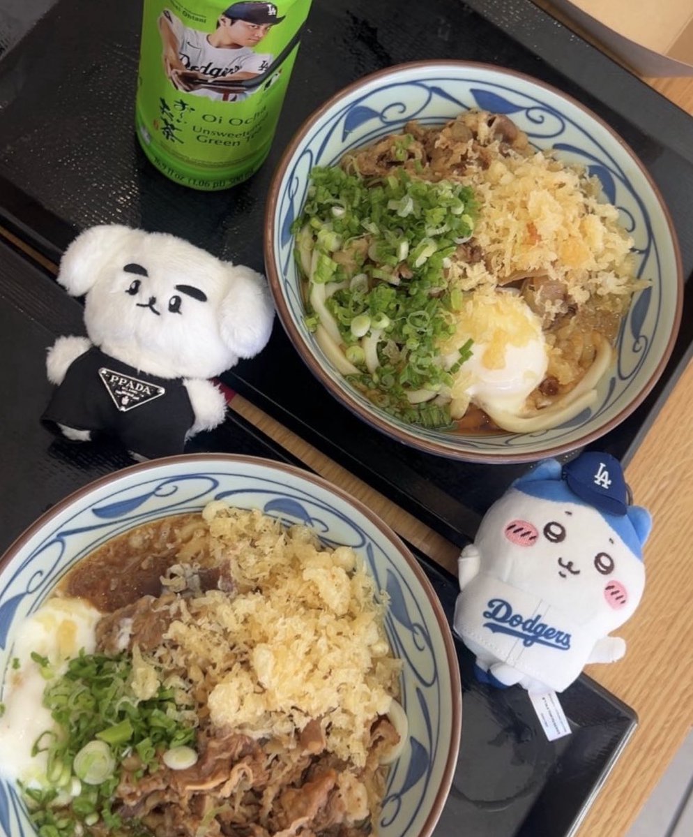 -`♥´- tweet media