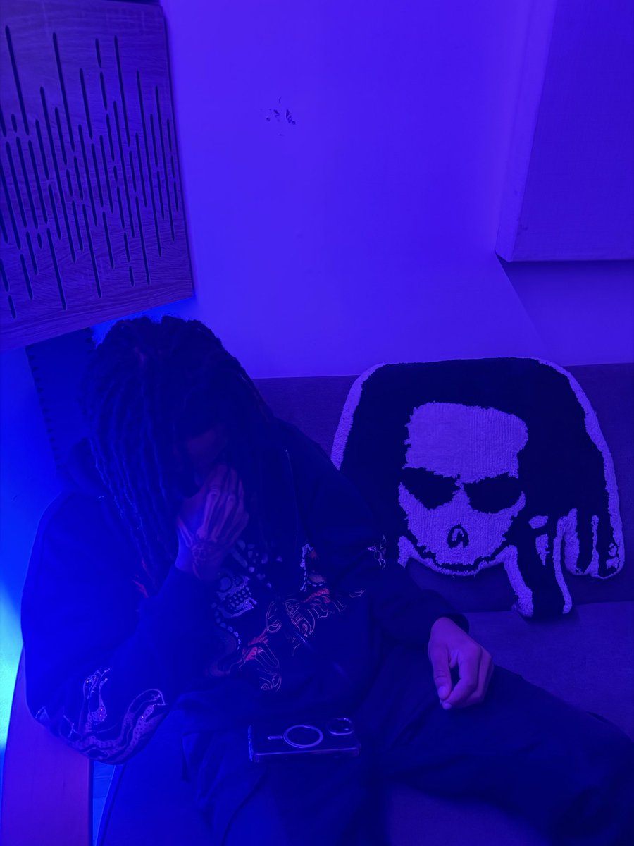 Shlumped tweet media